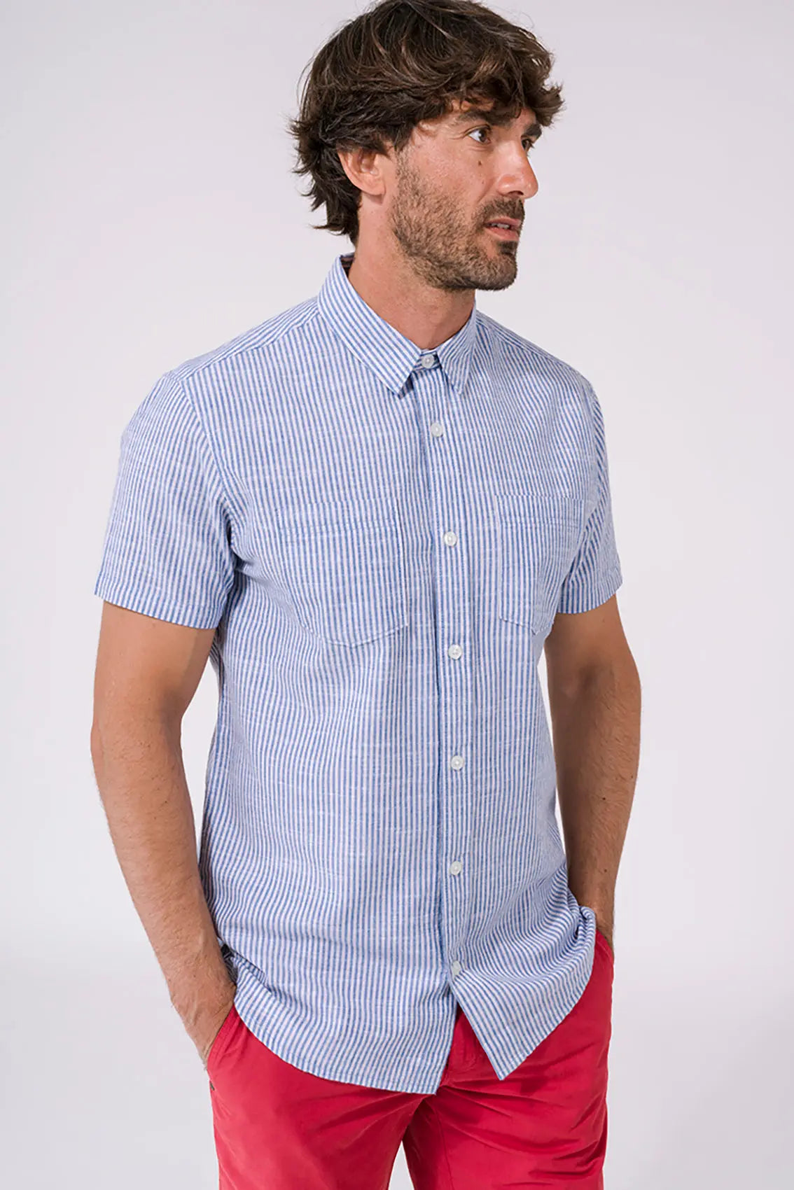 Short-sleeved cotton shirt