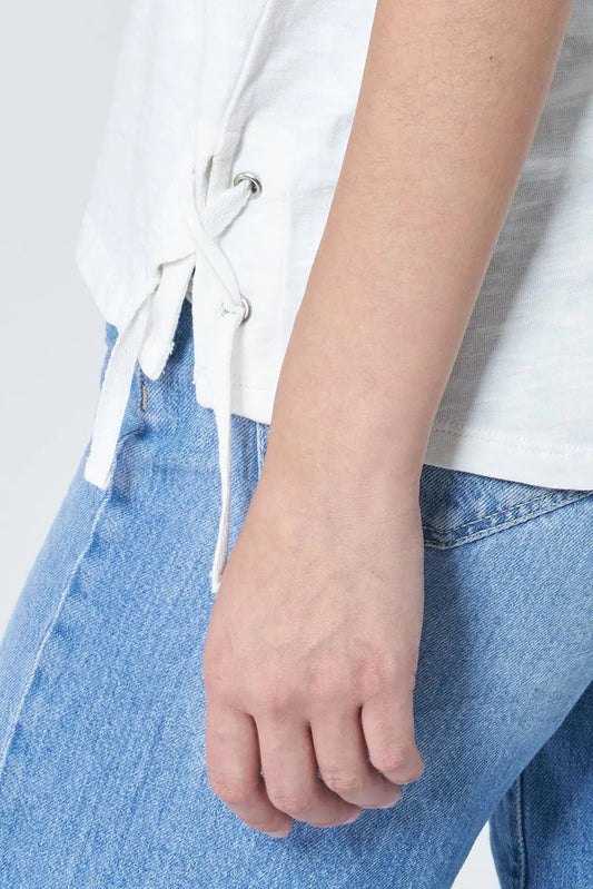 Short-sleeved V-neck cotton T-shirt