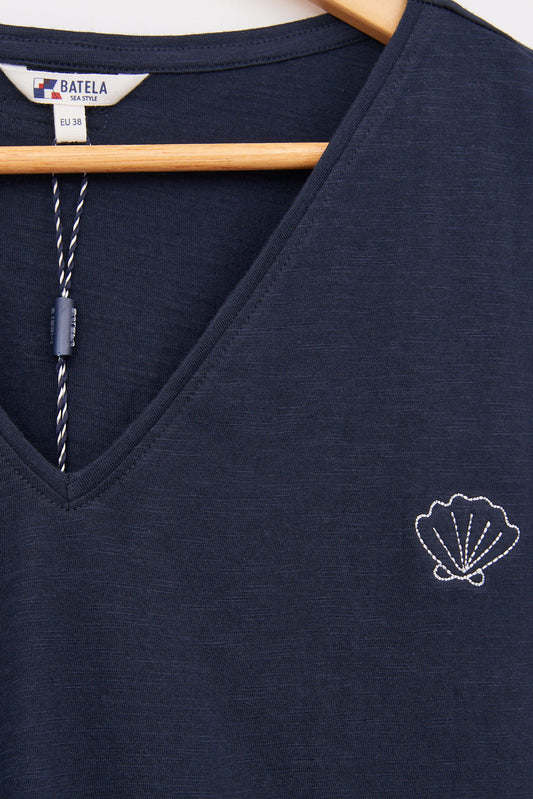 Short-sleeved V-neck cotton T-shirt