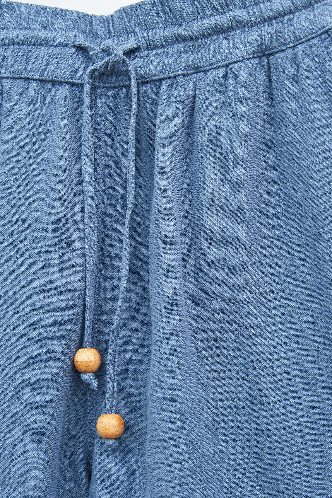Linen and Tencel shorts with drawstring.