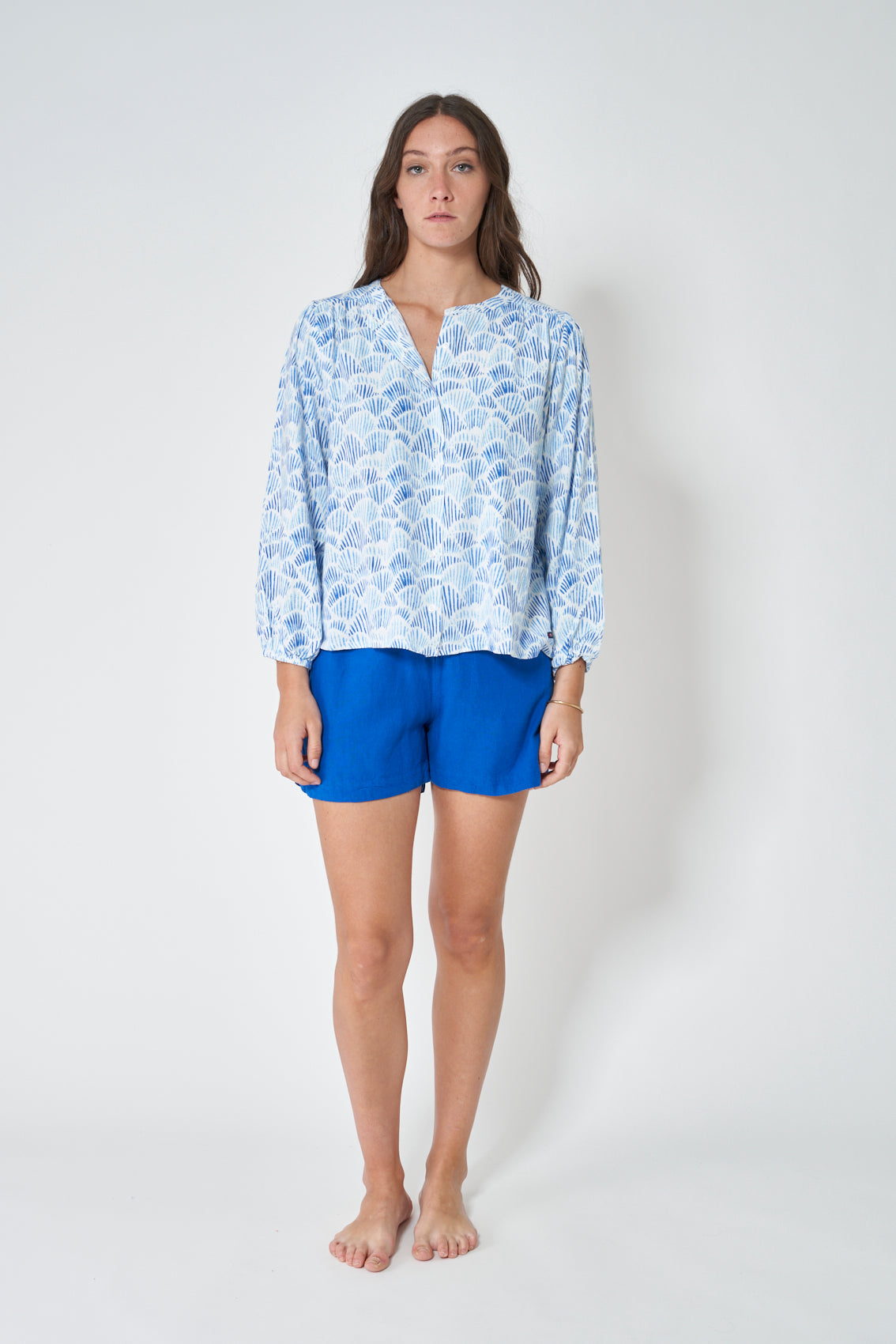 Long-sleeved striped shirt in linen and viscose