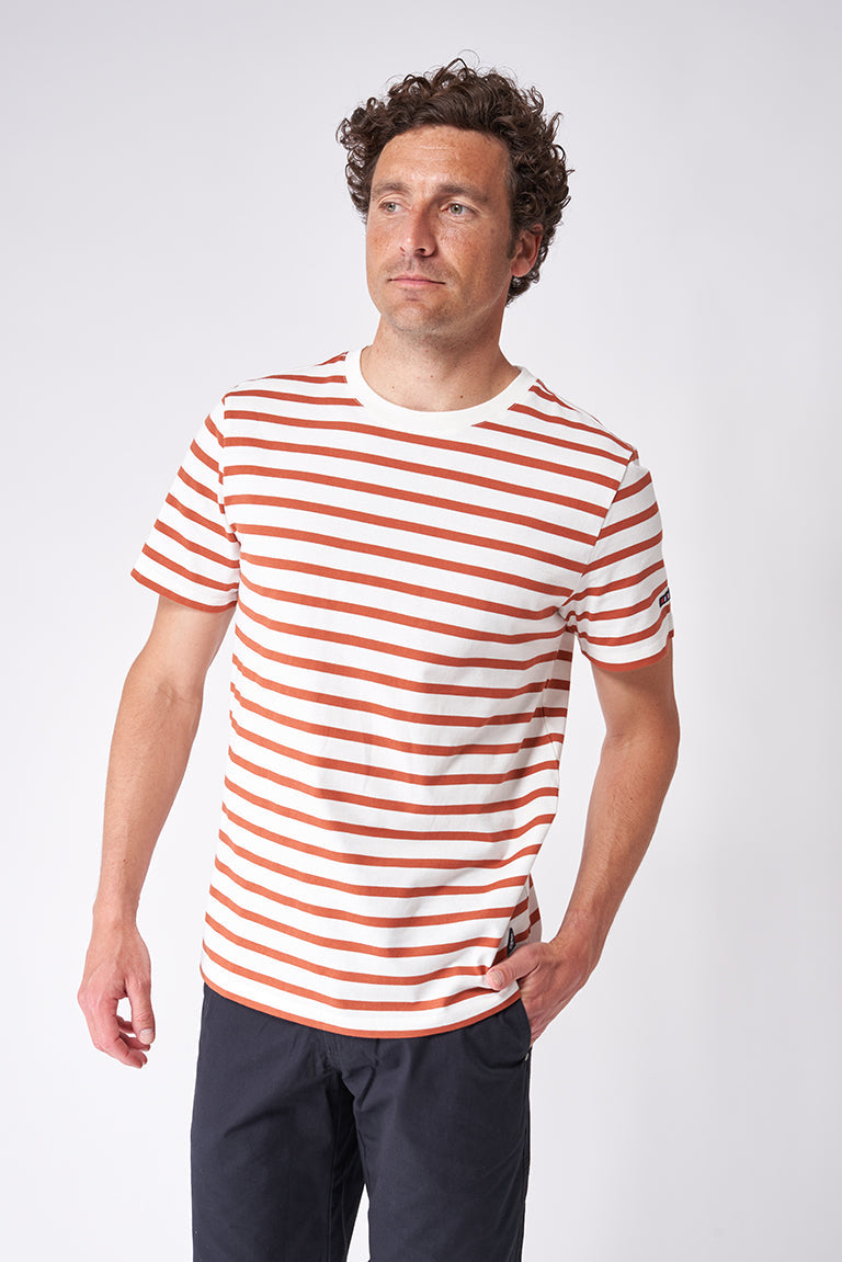 Camiseta a rayas de manga corta