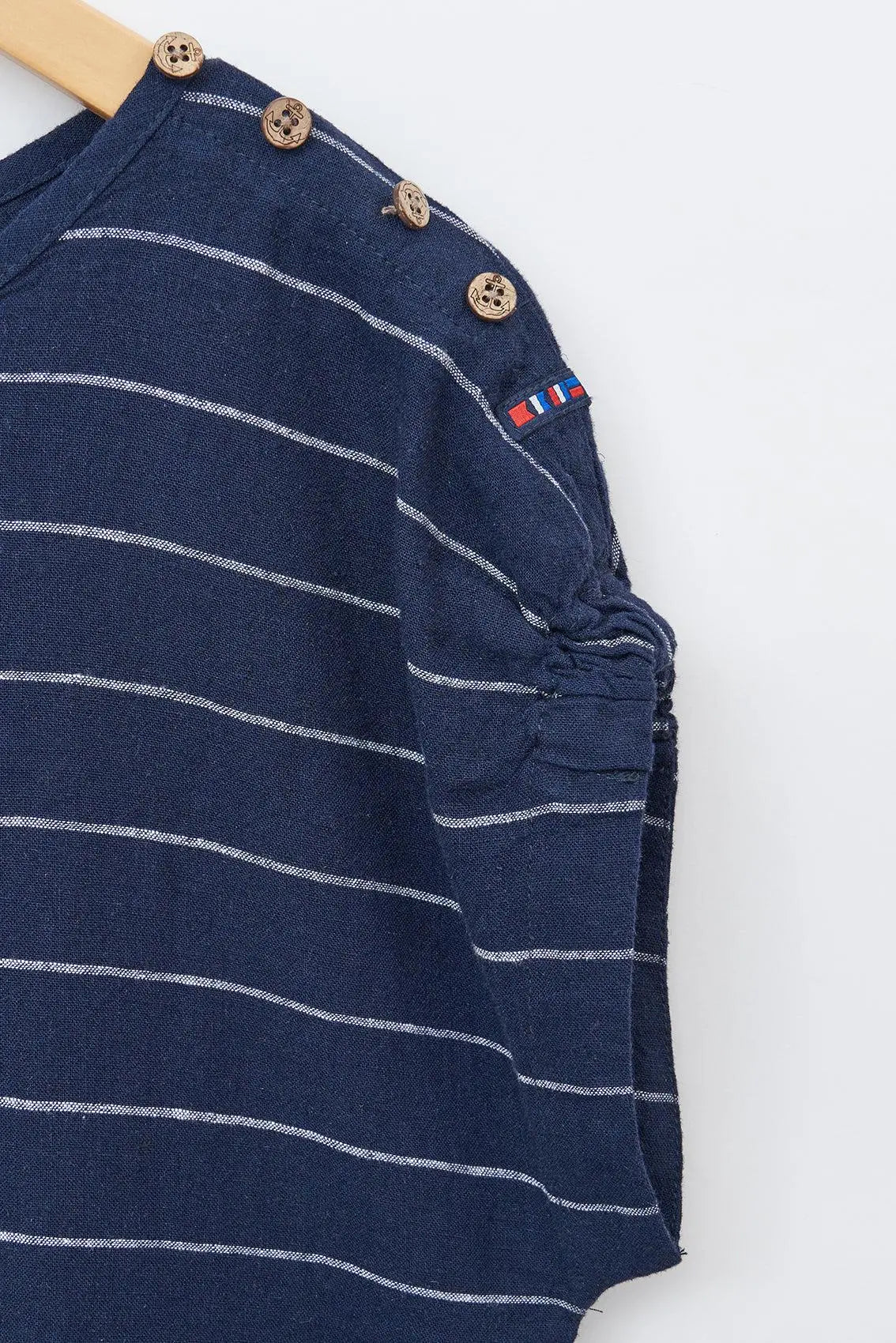Short-sleeved striped T-shirt in linen and viscose