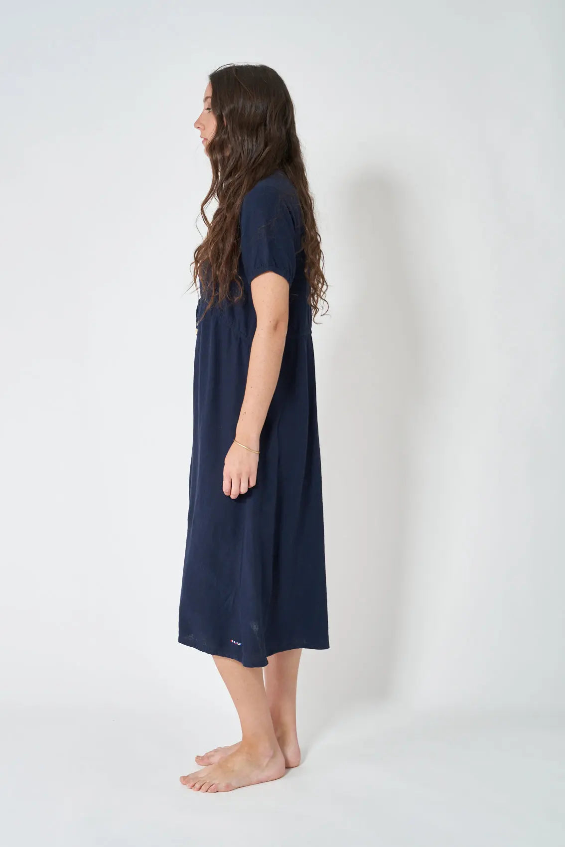 Vestido largo en lino y viscosa botones y cordón de ajuste