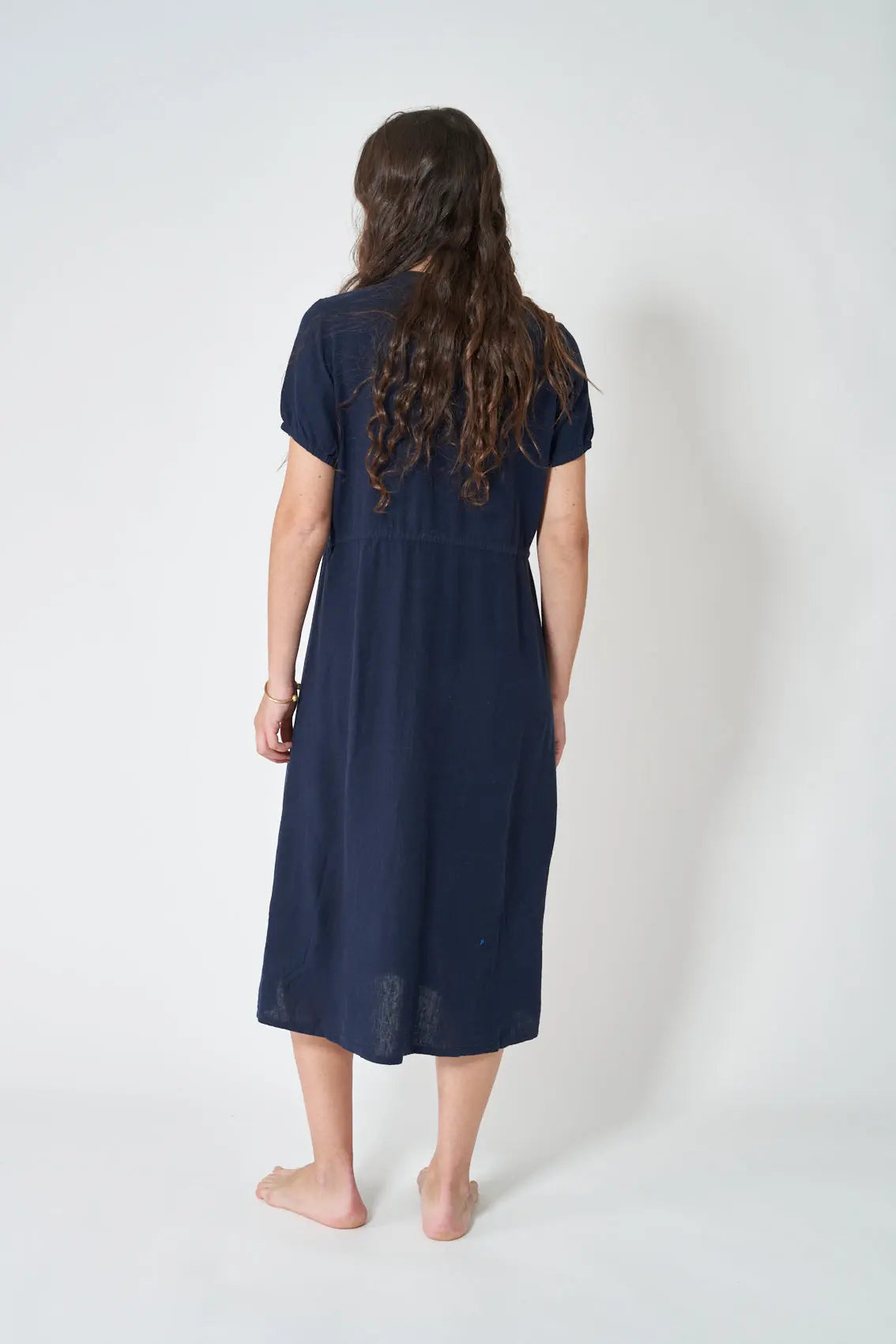 Vestido largo en lino y viscosa botones y cordón de ajuste