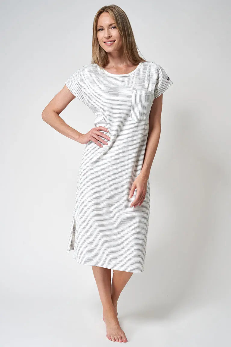 Striped cotton dress with round neck and short sleeves