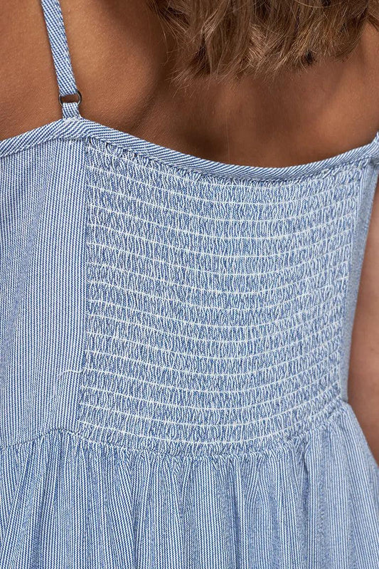 Robe à rayures avec bretelles et boutons, 100% viscose.