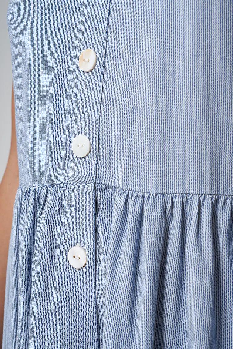 Robe à rayures avec bretelles et boutons, 100% viscose.