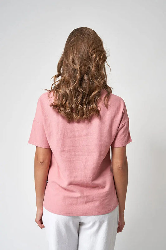 Camiseta de lino y viscosa con cuello en pico
