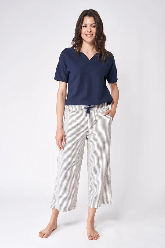 Camiseta de lino y viscosa con cuello en pico
