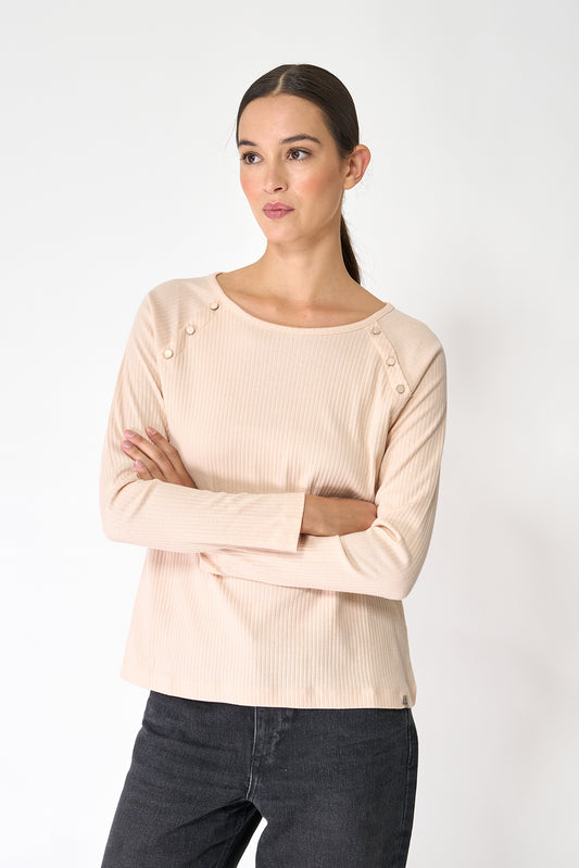 Cotton rib kamiseta, bularrean botoiak dituena 