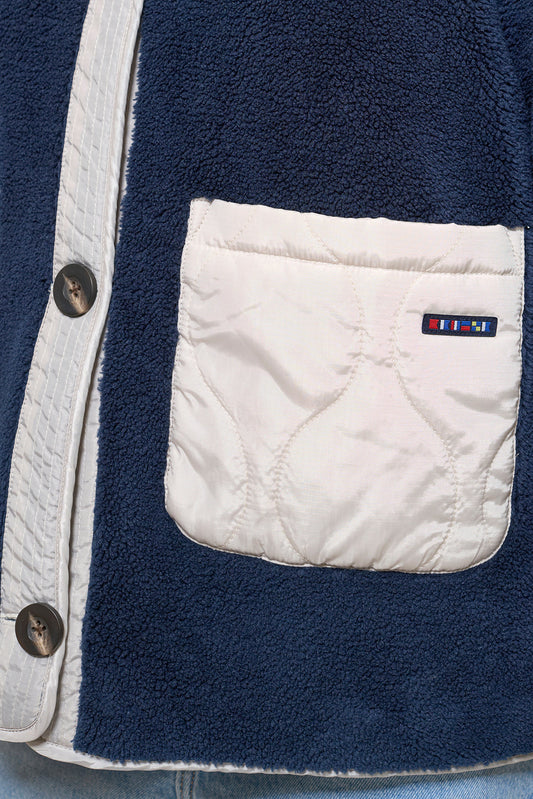 REVERSIBLE sherpa jacket