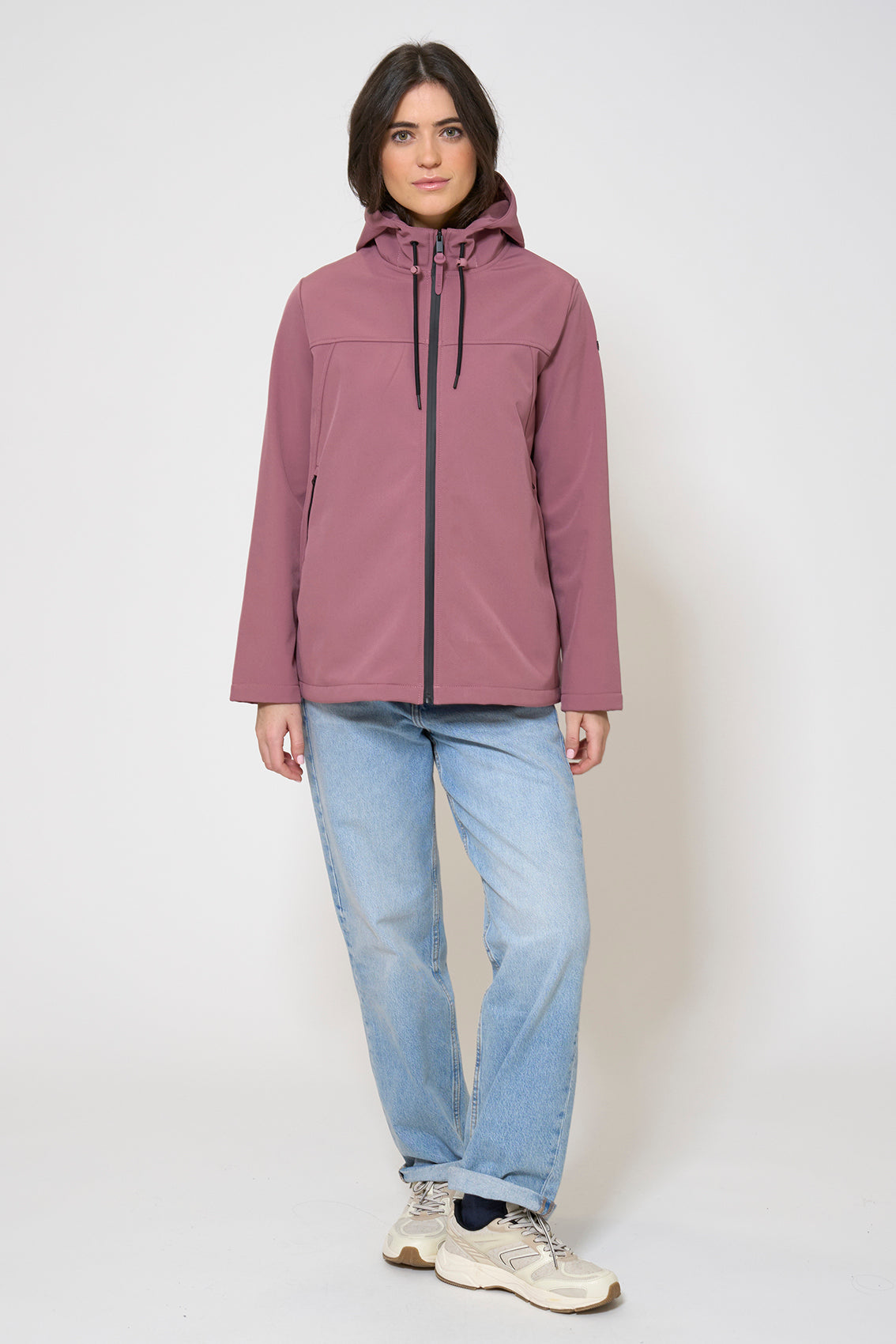 Hooded softshell jacket