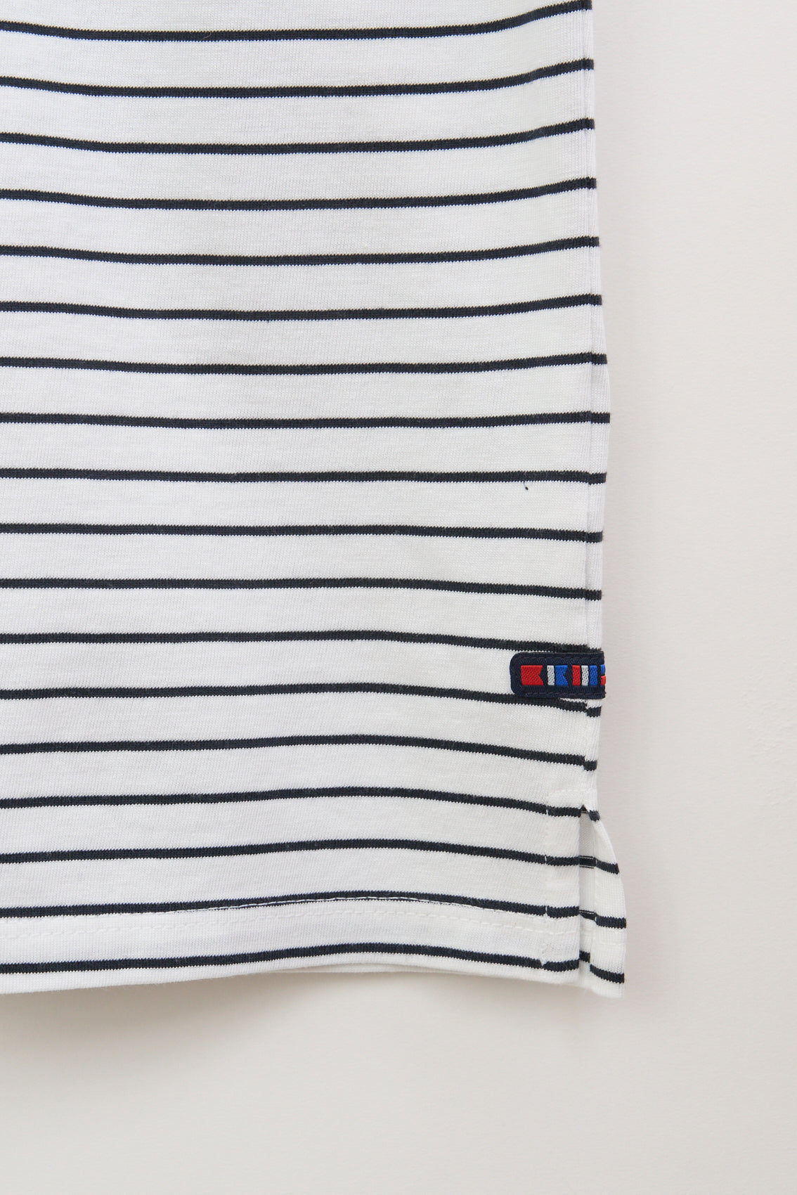 T-shirt rayé à manches japonaises