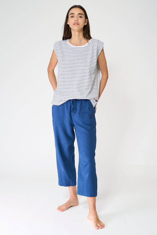 Camiseta a rayas con manga japonesa