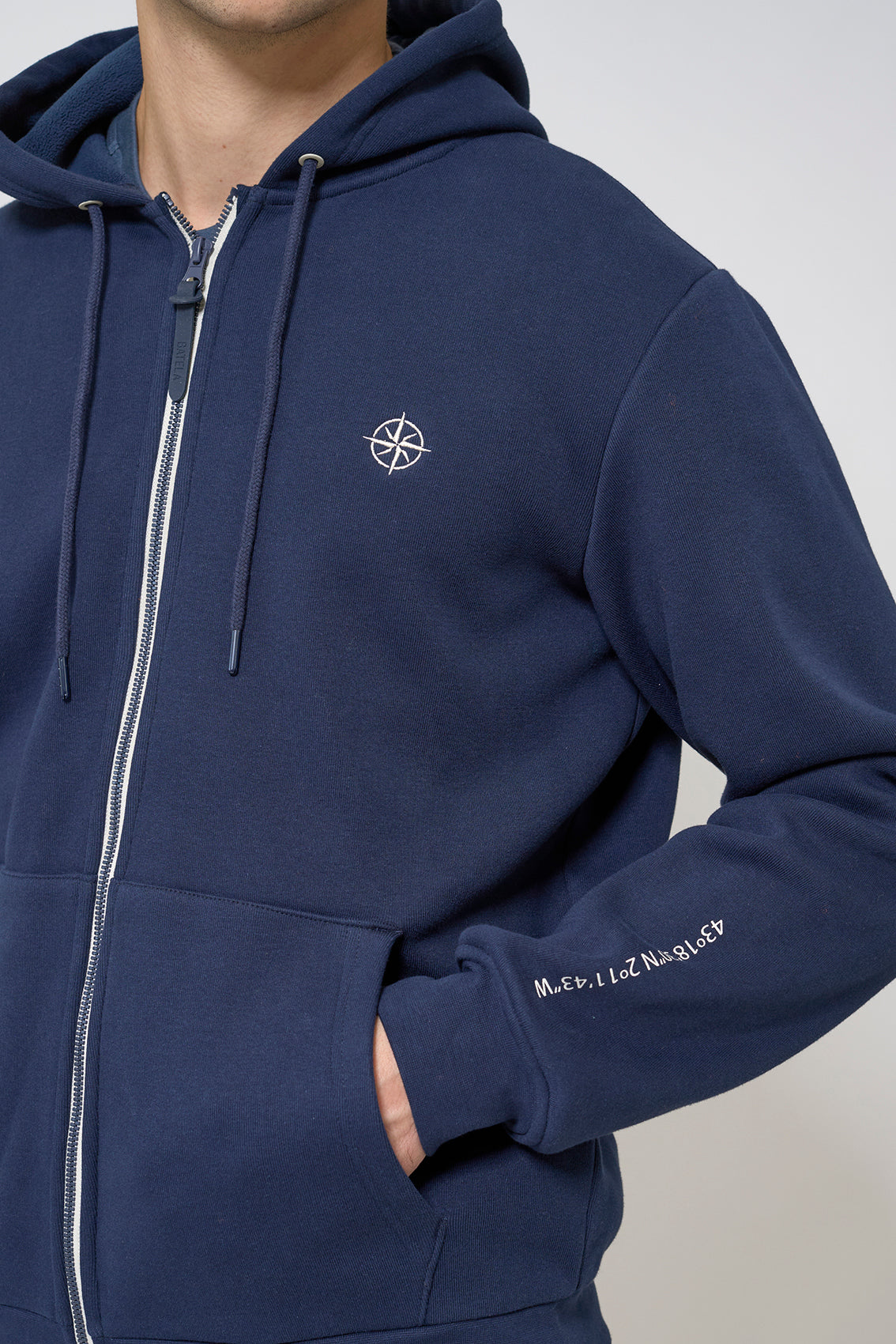 Zip-up sweatshirt with embroidery on the chest