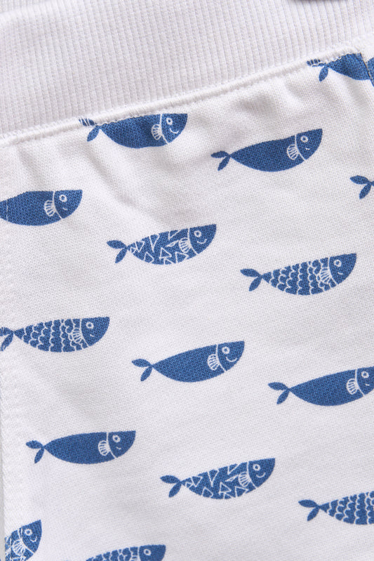 Haurtxoentzako galtzamotzak hodeiekin