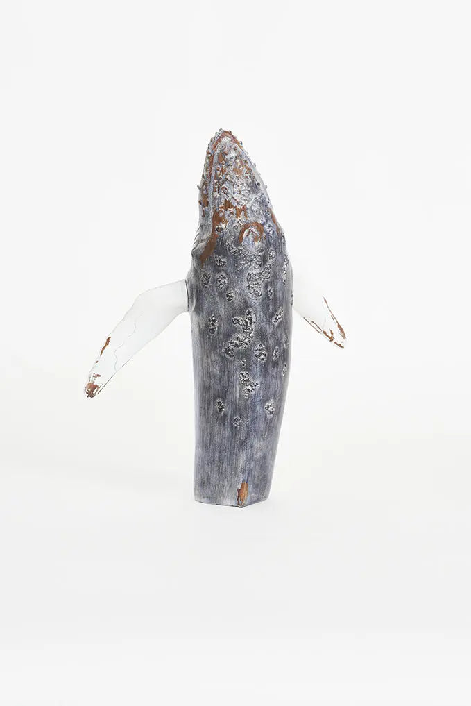 Ballena decorativa en resina azul y blanca Batela Deco 2024