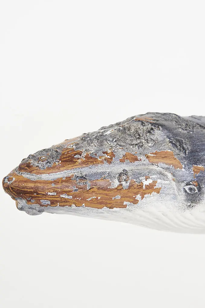 Ballena en resina con base de metal, Azul y blanca Batela Deco 2024