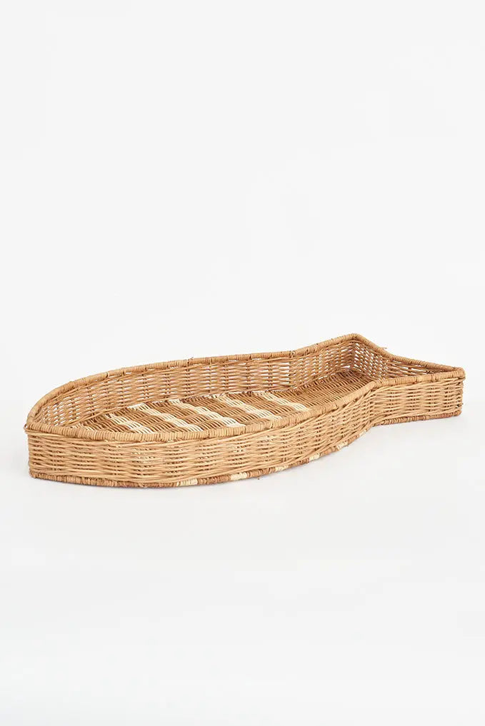 Large fish-shaped rattan tray