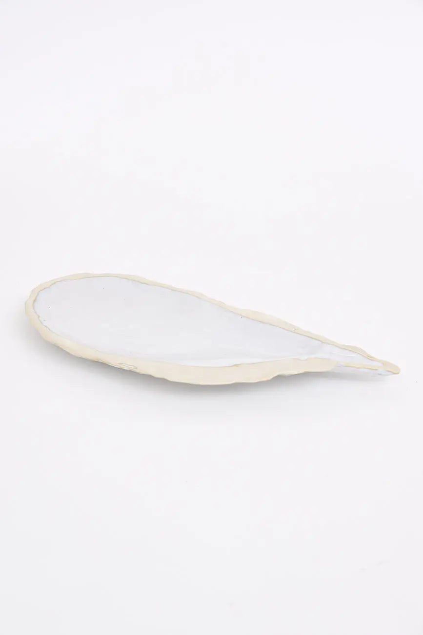 Bandeja pequeña con forma de ostra de cerámica