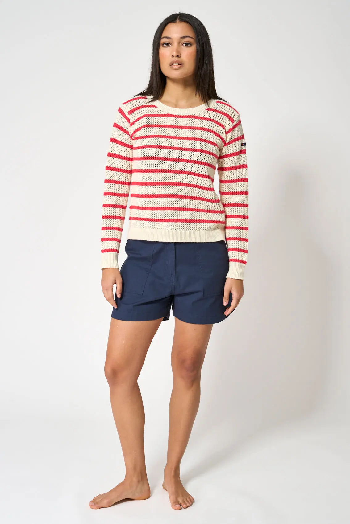 Pantalón corto con bolsillos plastrón