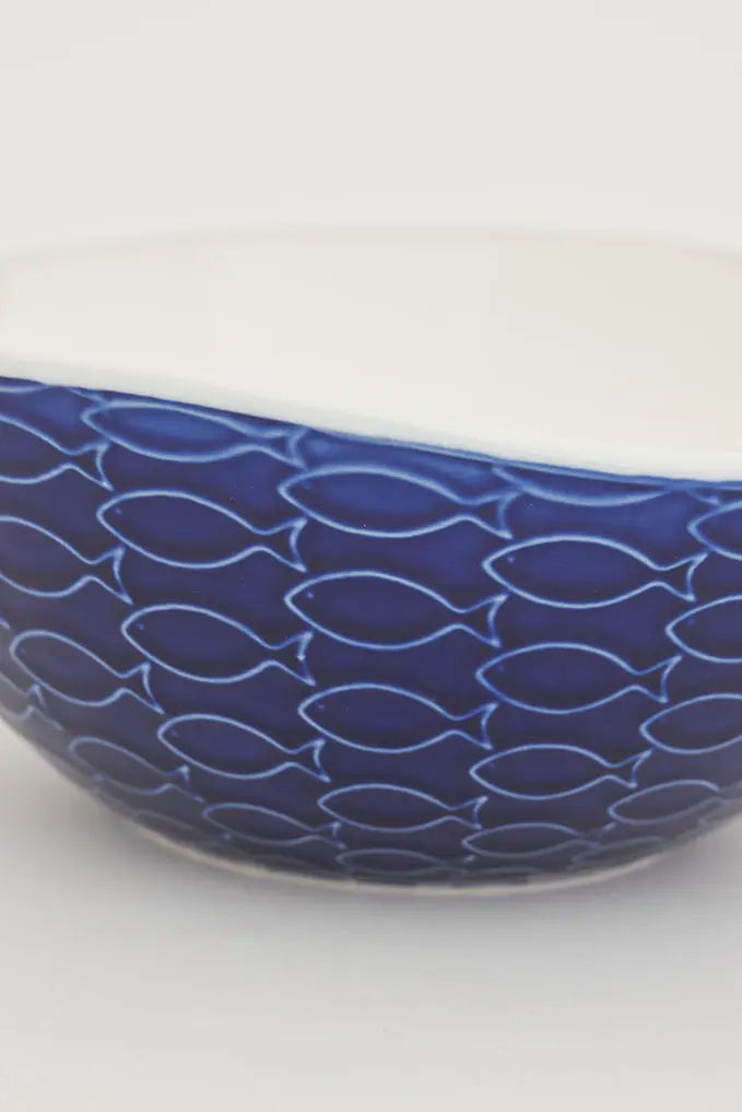 Grand bol en céramique avec poisson en relief