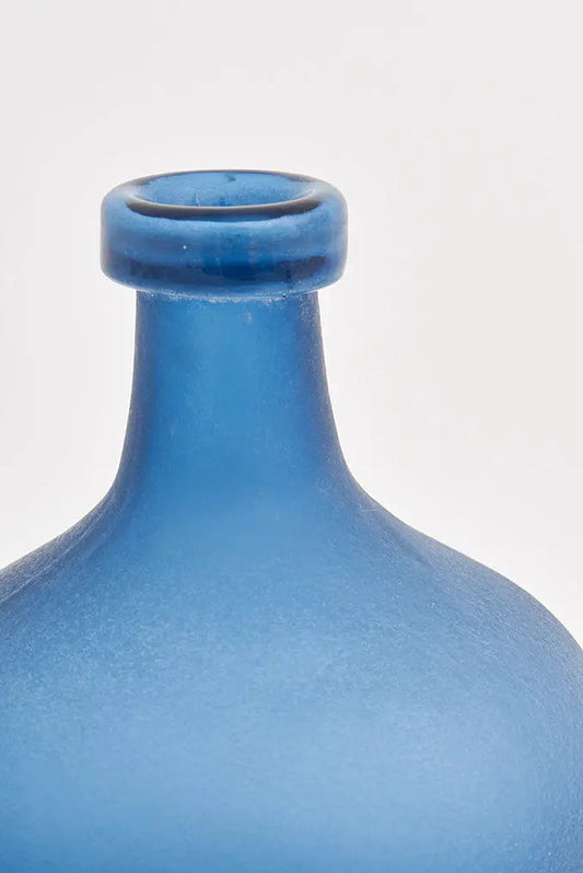 Botella o florero de cristal artesanal azul ø: 17,5 cm - h: 27 cm Batela Deco 2024
