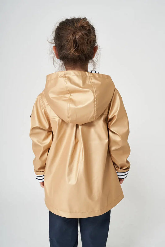 Girl's raincoat with fish buttons