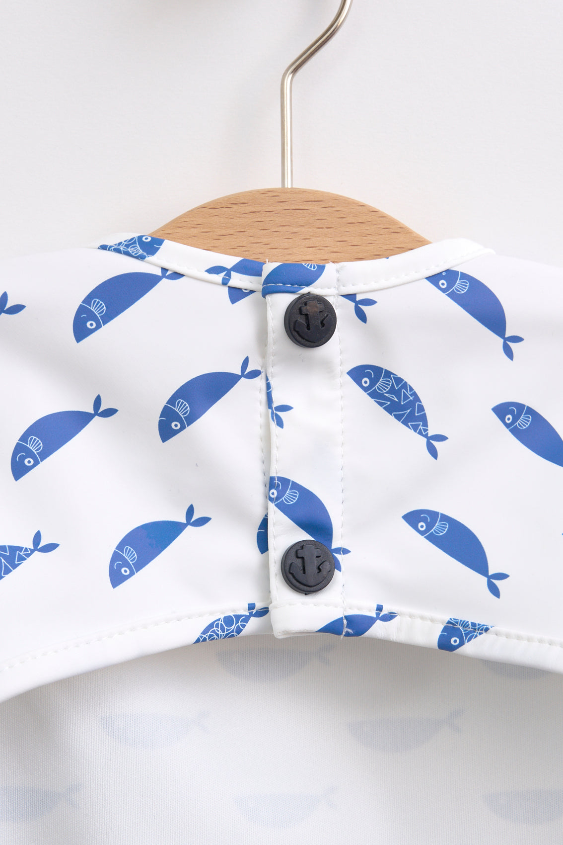 Baby bib with sleeves