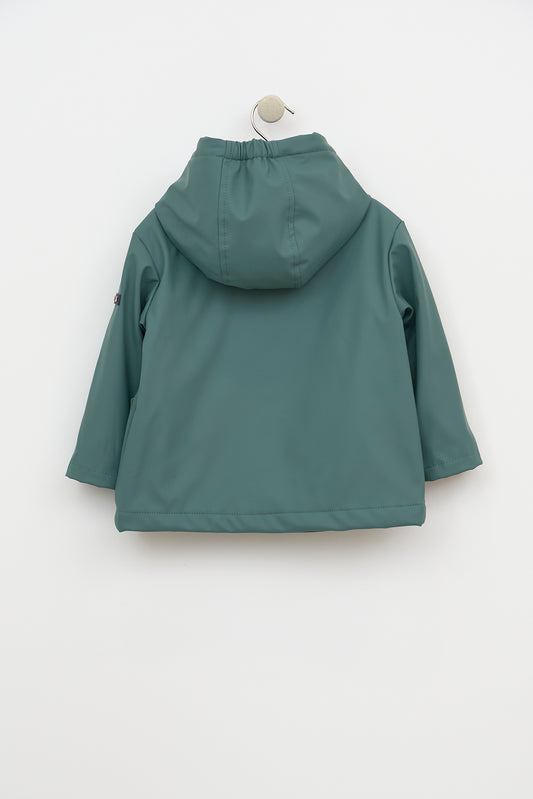 Baby raincoat with pockets and flaps