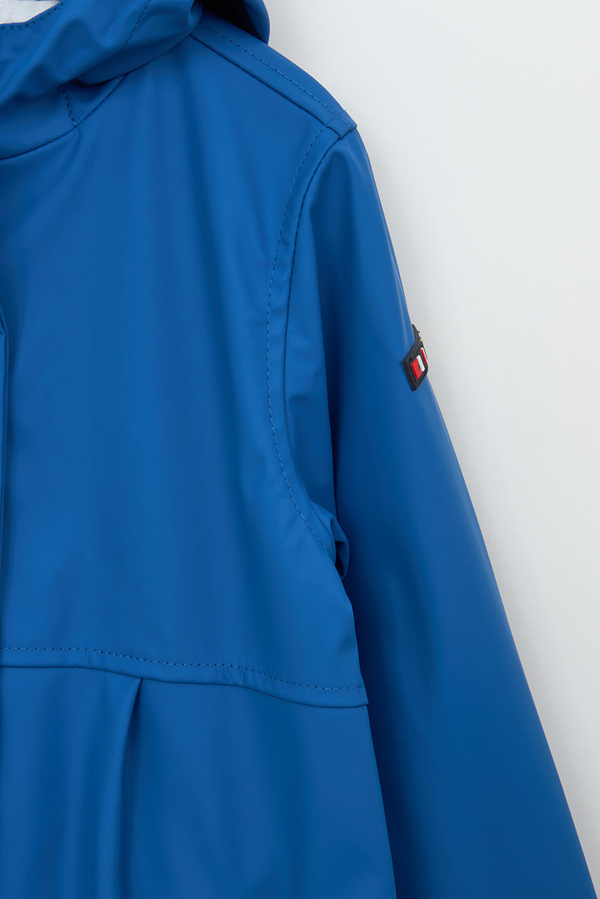 Zira ainguradun botoiekin; barruko forrua kotoizkoa eta marraduna da