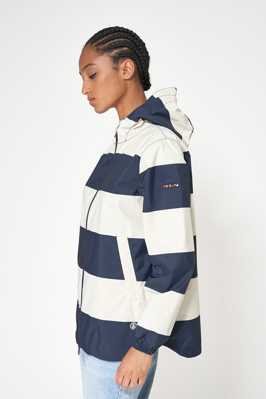 Chaqueta ligera estampada 100% impermeable