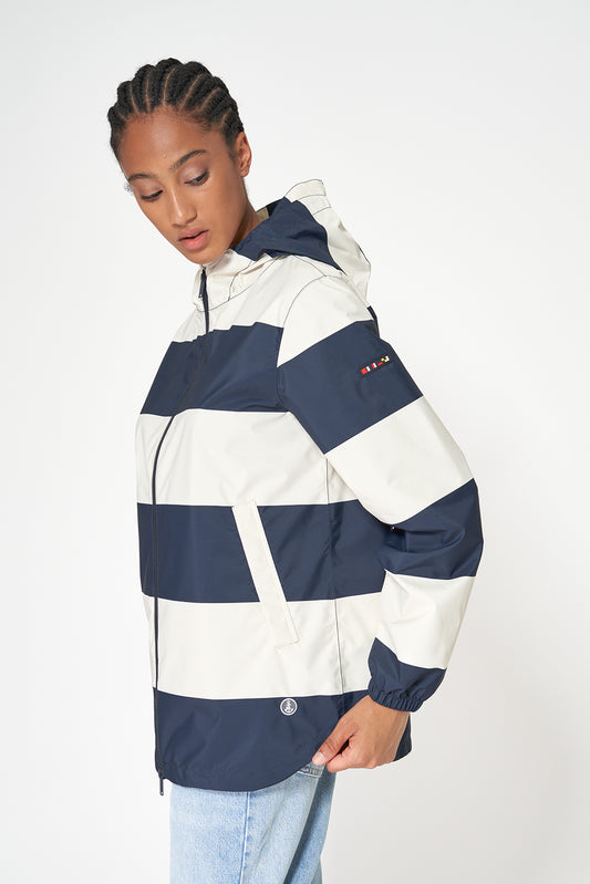 Chaqueta ligera estampada 100% impermeable