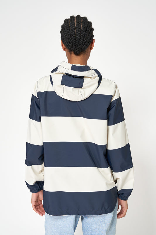 Chaqueta ligera estampada 100% impermeable