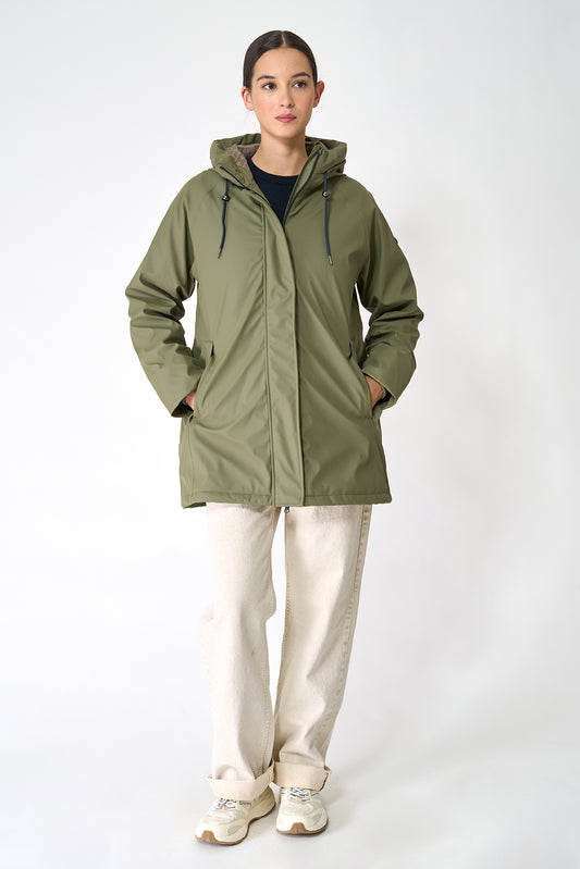 Polyurethane raincoat with striped lining