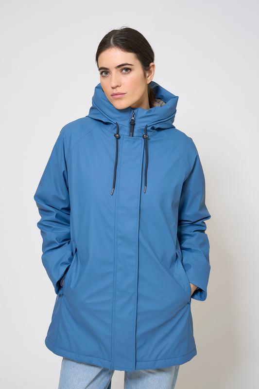 Polyurethane raincoat with striped lining