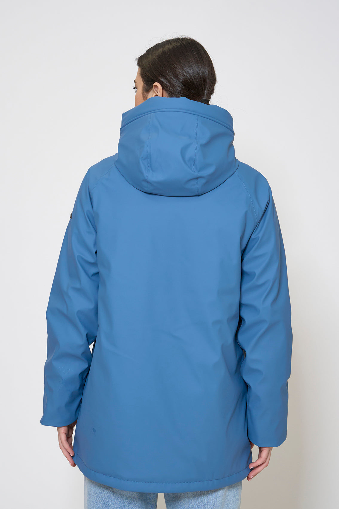 Polyurethane raincoat with striped lining