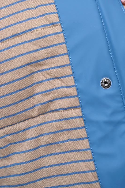 Polyurethane raincoat with striped lining