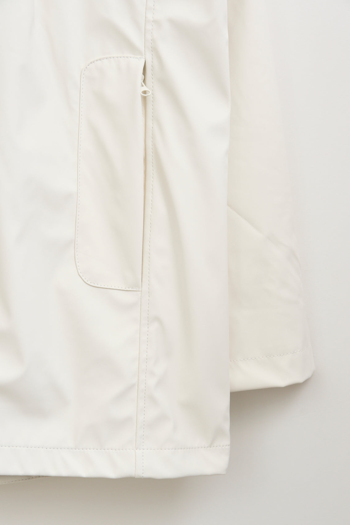 Waterproof roomy raincoat