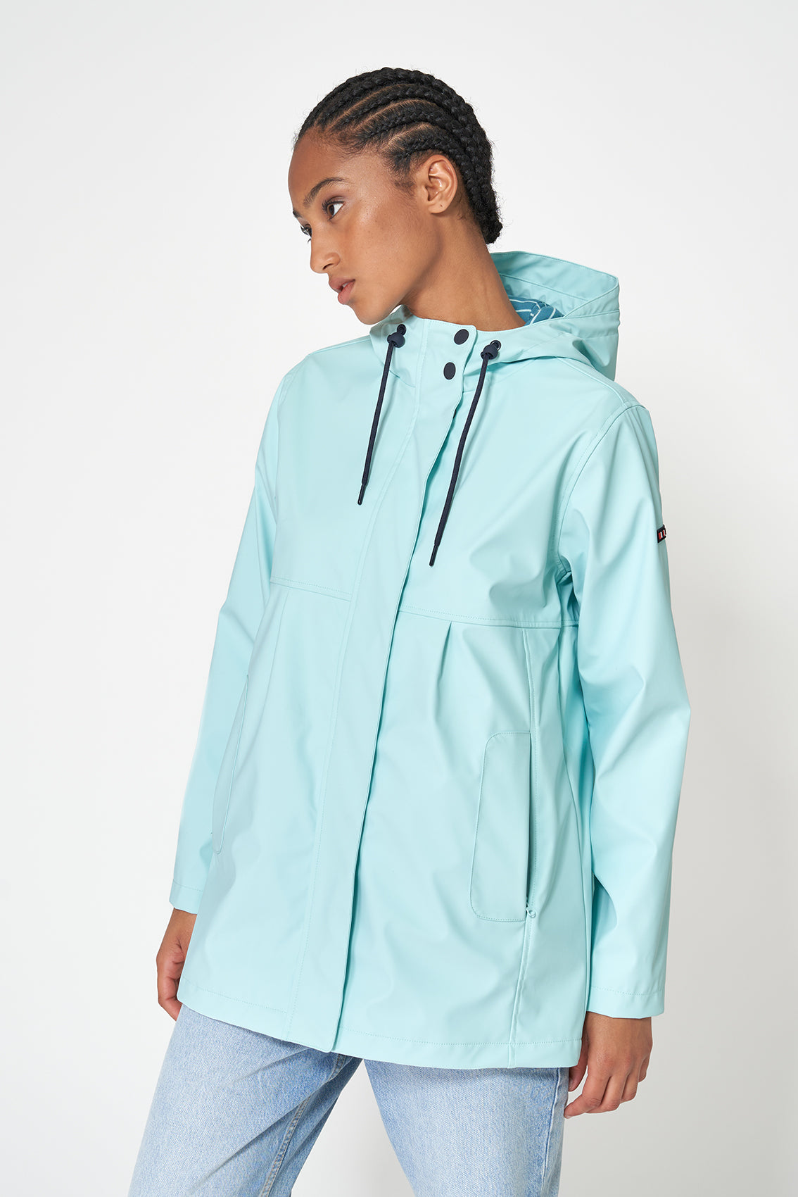 Chubasquero impermeable corte amplio