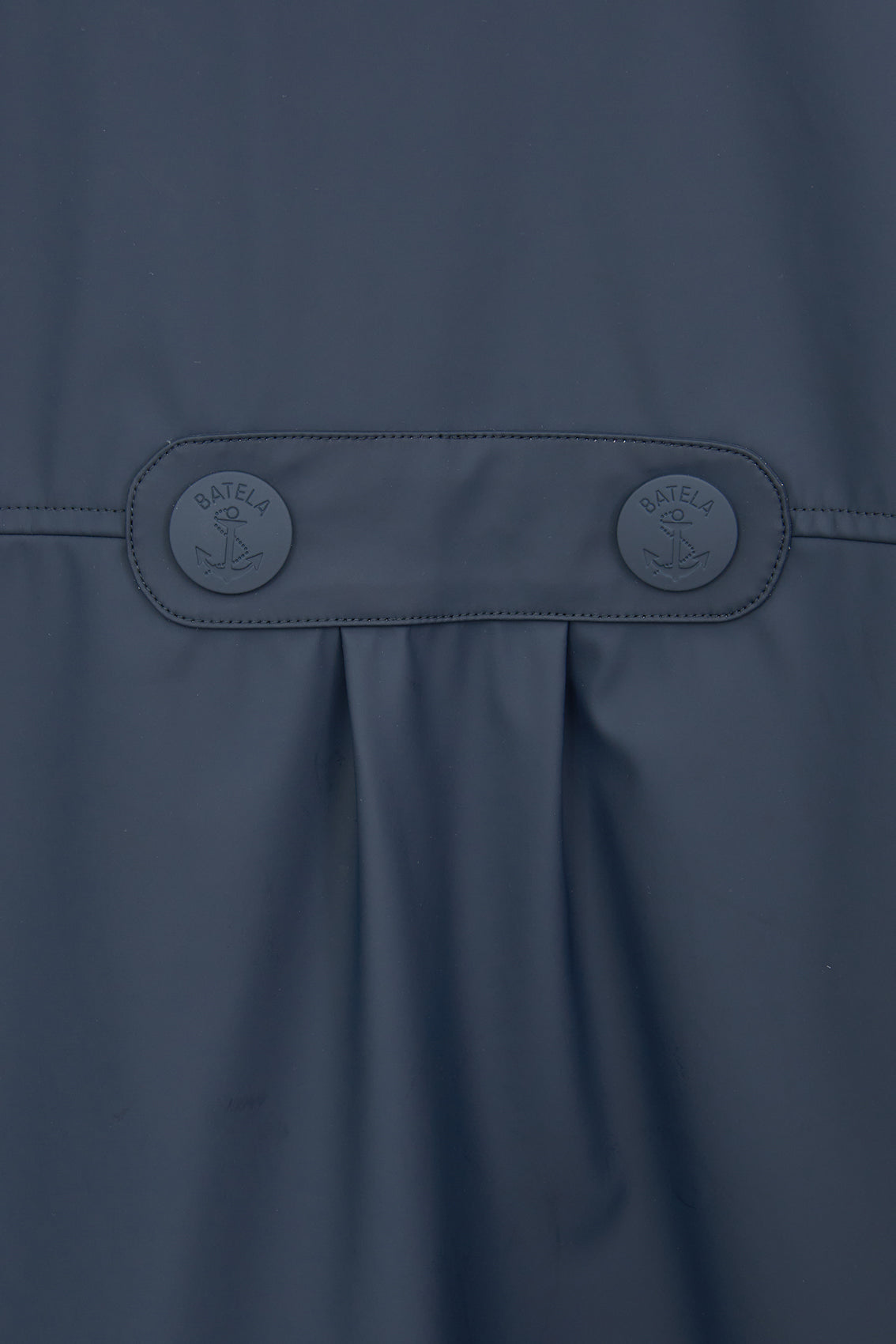 Chubasquero impermeable corte amplio