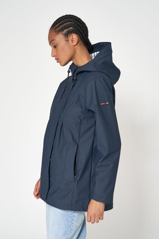 Chubasquero impermeable corte amplio