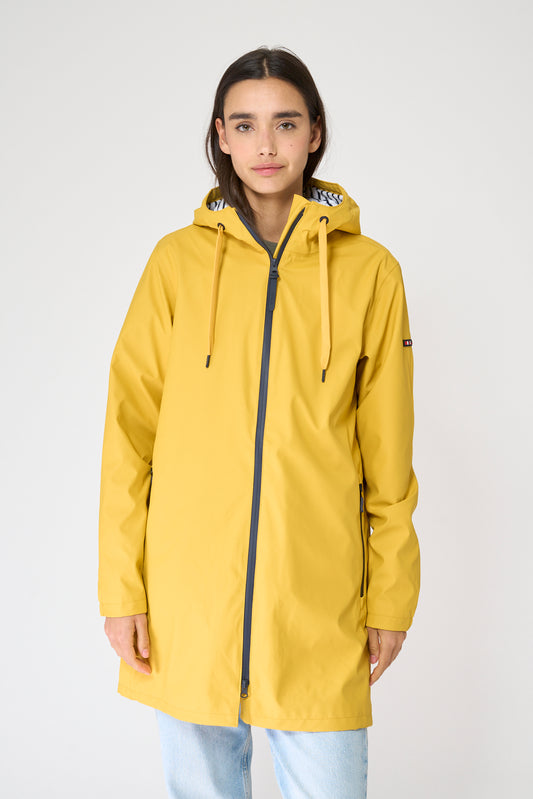 100% waterproof rain jacket with striped lining