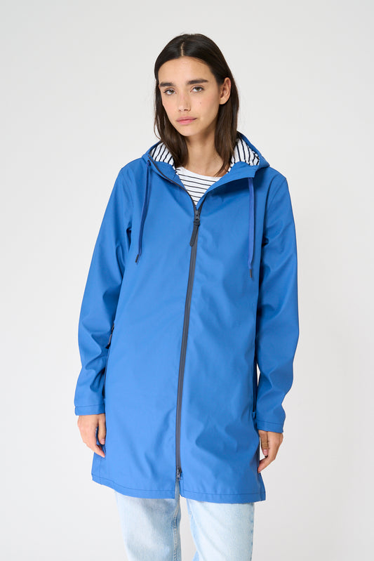 100% waterproof rain jacket with striped lining