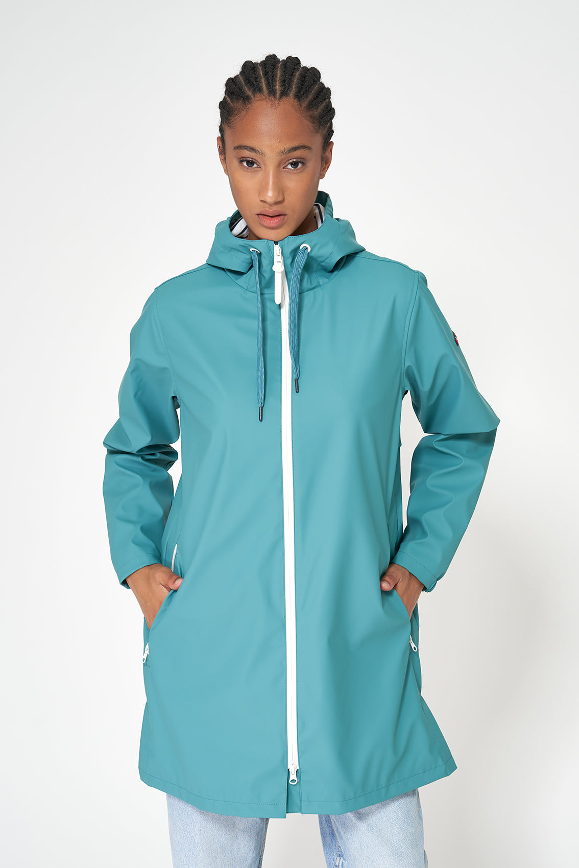 Chubasquero 100% impermeable con forro de rayas