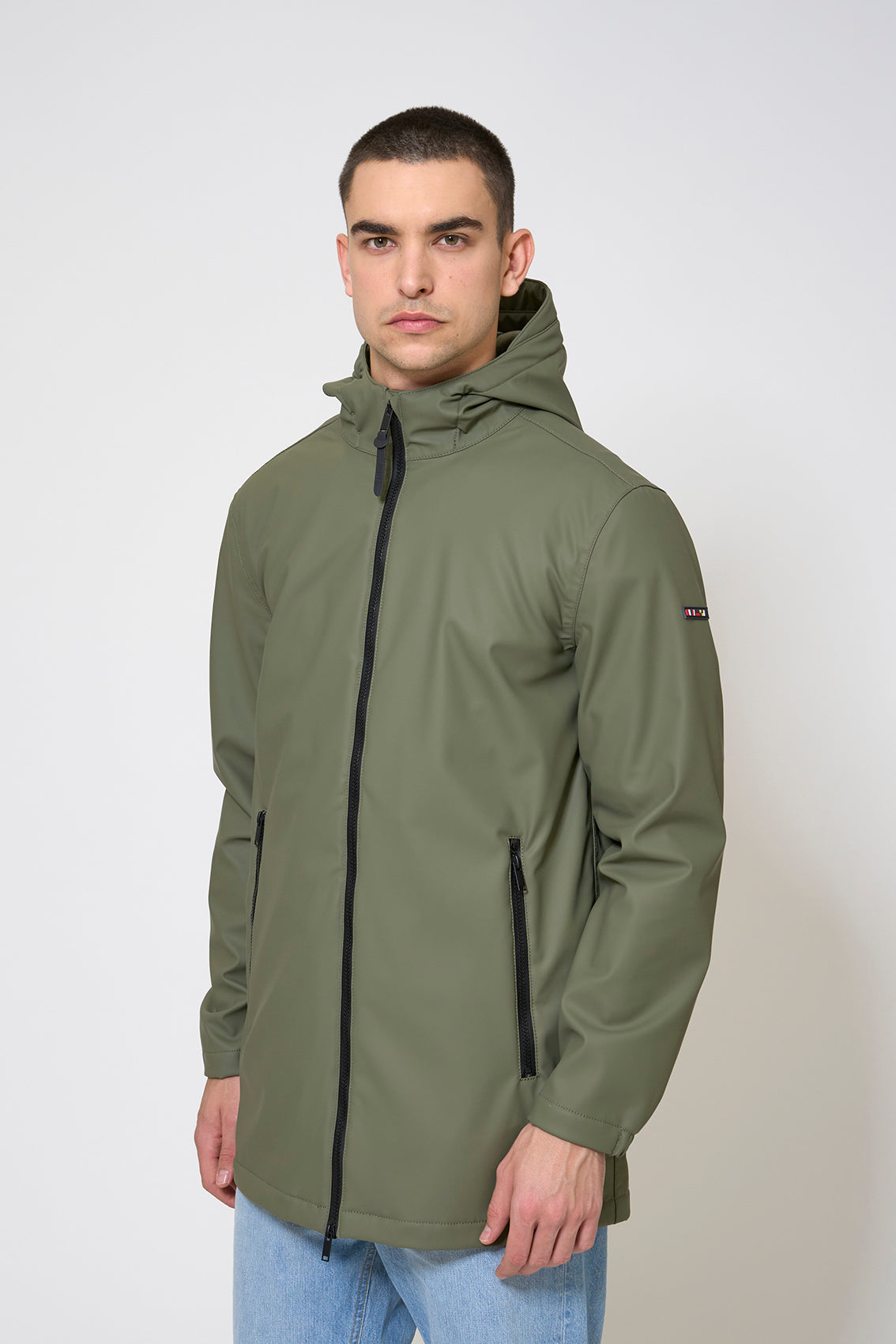 Chubasquero 100% impermeable con interior de forro polar