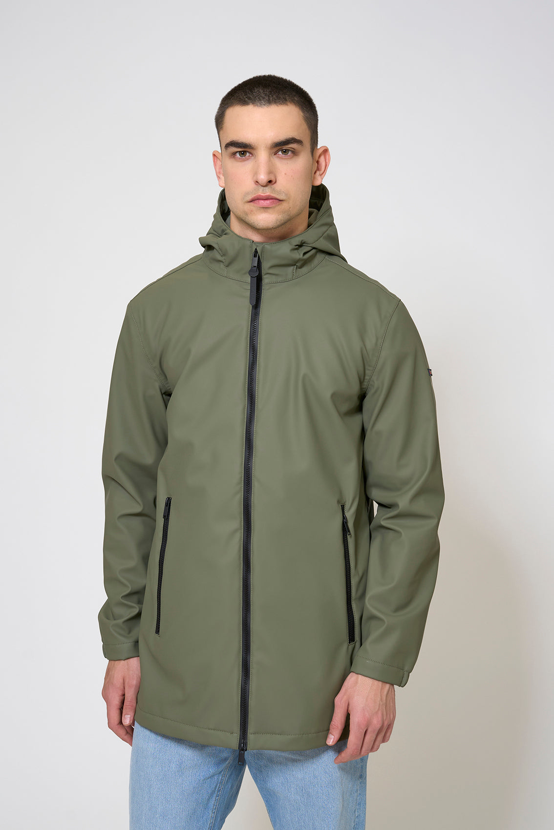 Chubasquero 100% impermeable con interior de forro polar