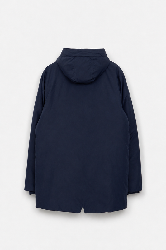 100% waterproof coat with front pockets