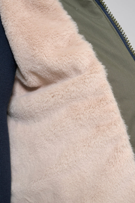100% waterproof cotton jacket with a short-pile lining